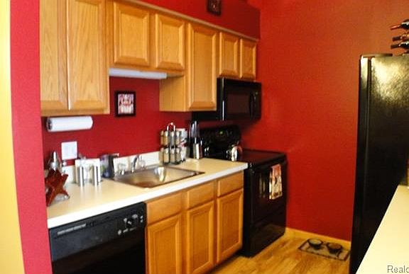 2nd image of 45725 Prairiegrass Ct #102