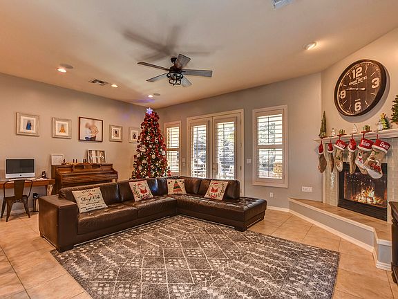 4th image of 5519 Corsage Cir