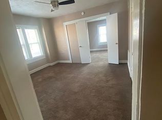 10202 E Kentucky Rd APT EAST, Independence, MO 64053