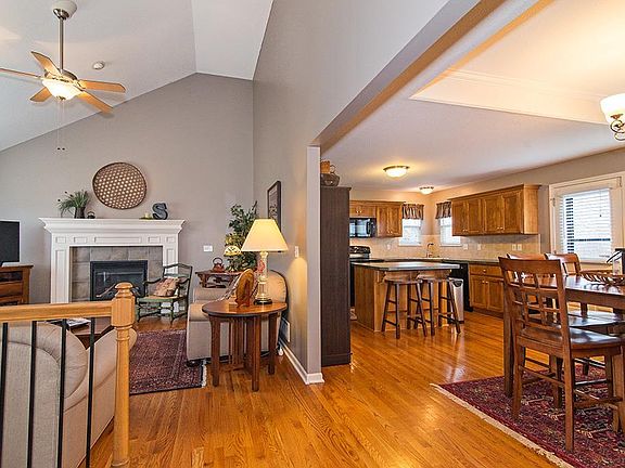 3rd image of 4808 Garland St