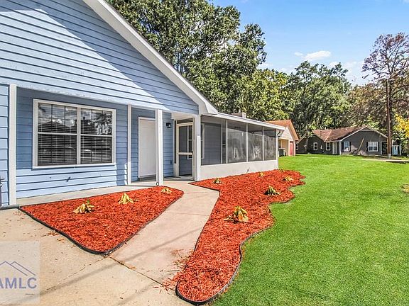 3rd image of 1340 Forest Lake Dr