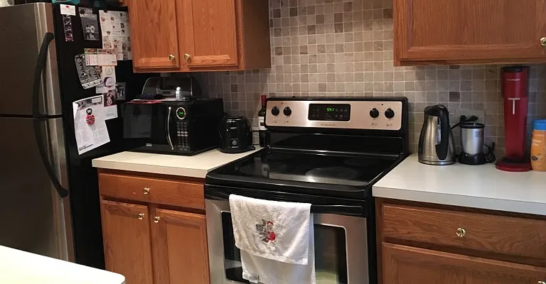 Mayflower Apartments — Photo 101