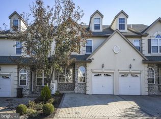 245 Center Point Ln, Lansdale, PA 19446