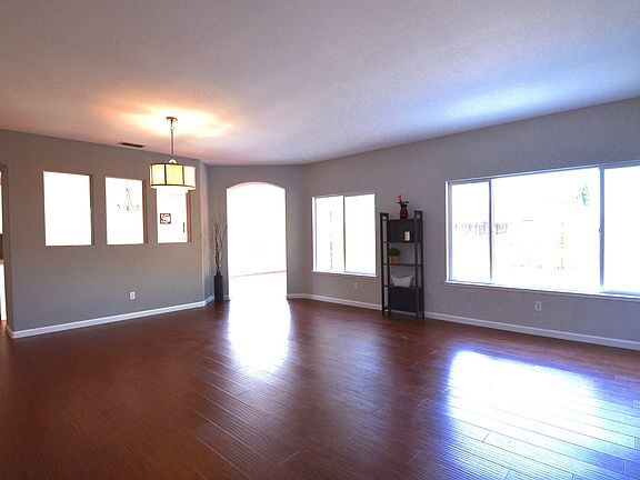4th image of 8873 Monterey Oaks Dr