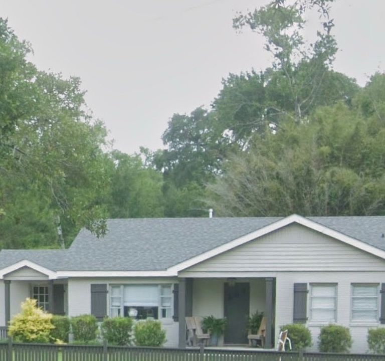 1st image of 459 Nichols Ave