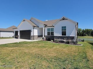 4447 Venice Way, Sellersburg, IN 47172