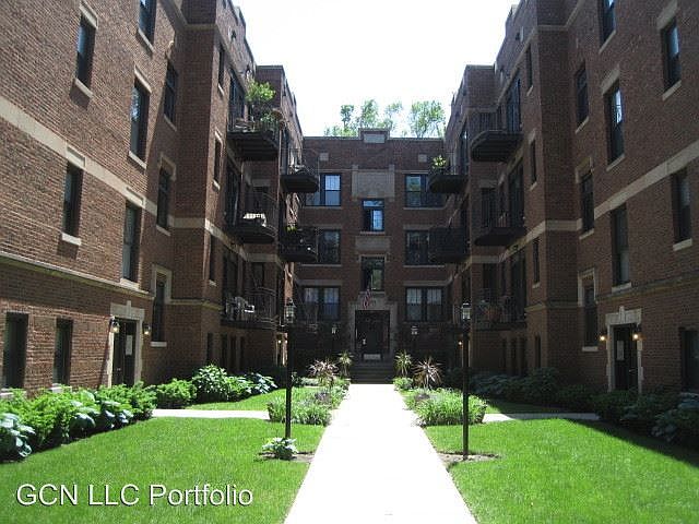 1st image of 1627 W Fargo Ave APT 3s