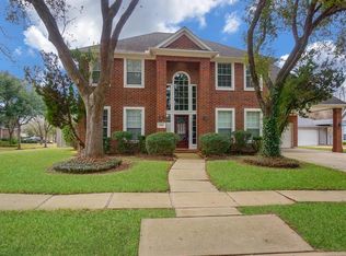 1818 Pebble Hill Ct, Sugar Land, TX 77478