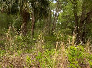104 Strickler Rd, Pomona Park, FL 32181
