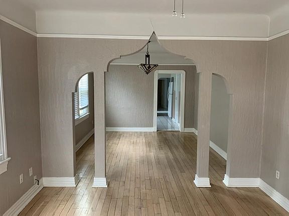 3rd image of 45 Metairie Ct