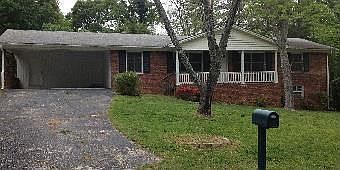 2nd image of 534 White Oak Dr SW