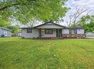 127 Van Dorn St, Pea Ridge, AR 72751
