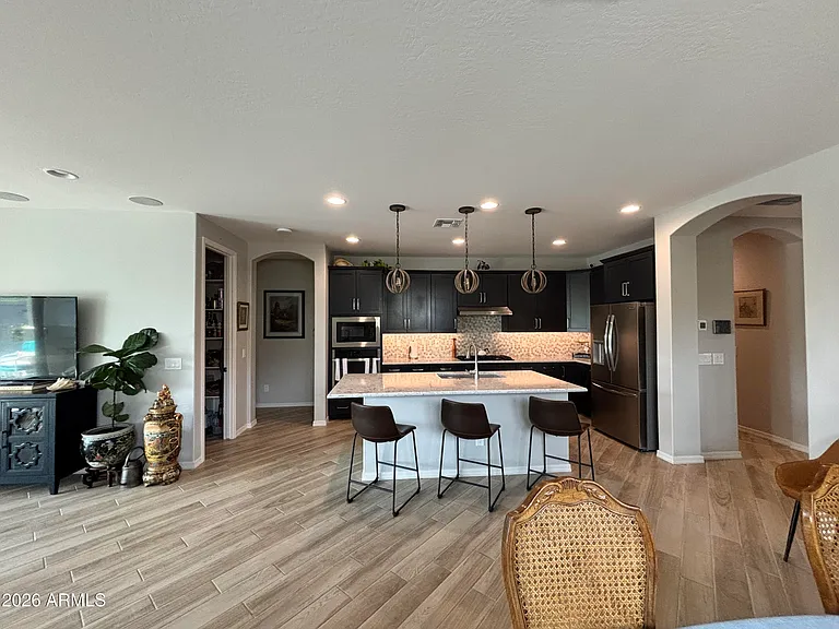 16013 W Alameda Rd — Photo 2
