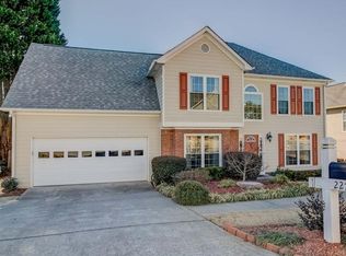 2270 Chimney Walk Dr, Suwanee, GA 30024