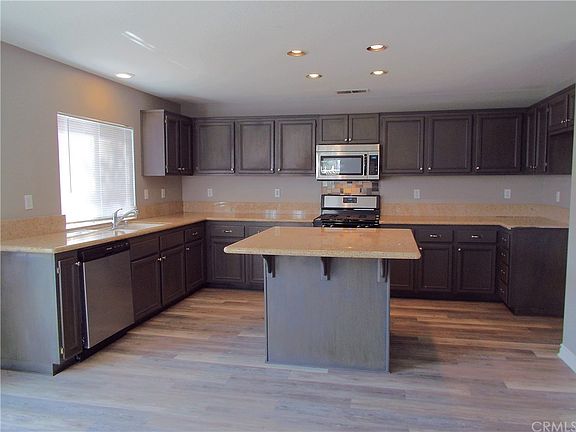 4th image of 3431 Redport Dr