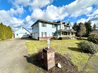 21103 7th Street Ct E, Lake Tapps, WA 98391