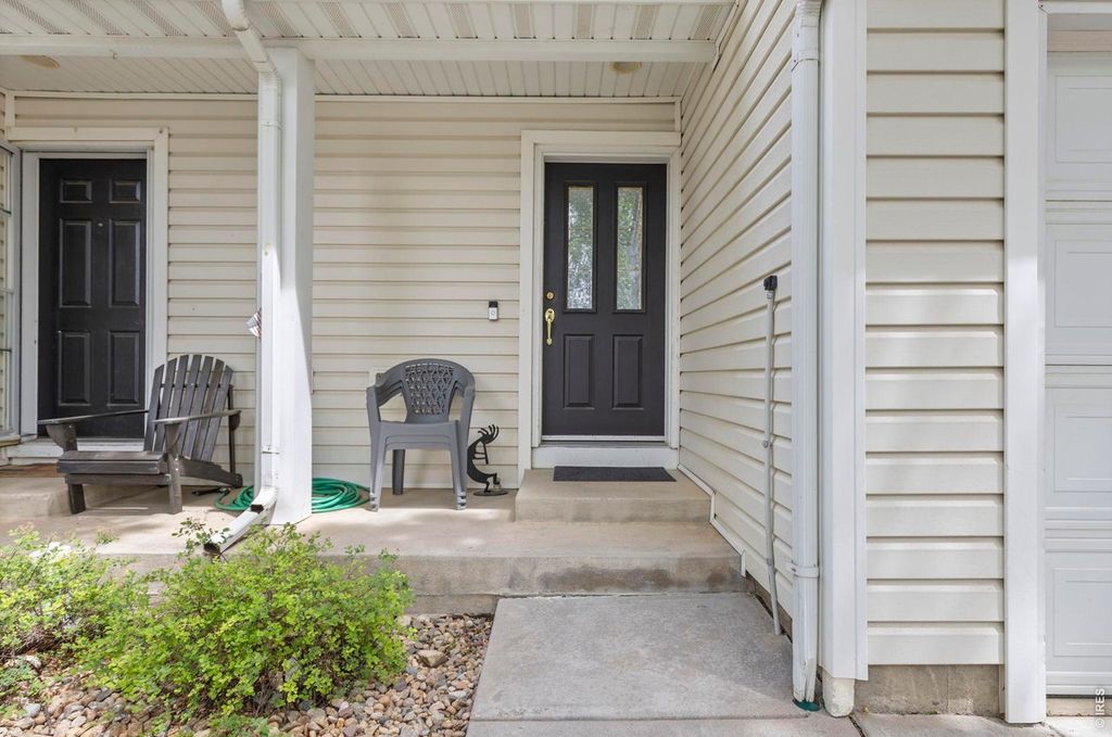 1513 Oak Creek Dr