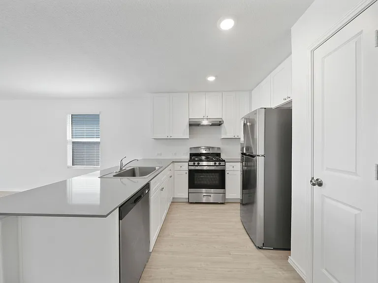 9311 Selene Pl — Photo 10