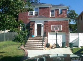 334 Marlborough Rd, Cedarhurst, NY 11516