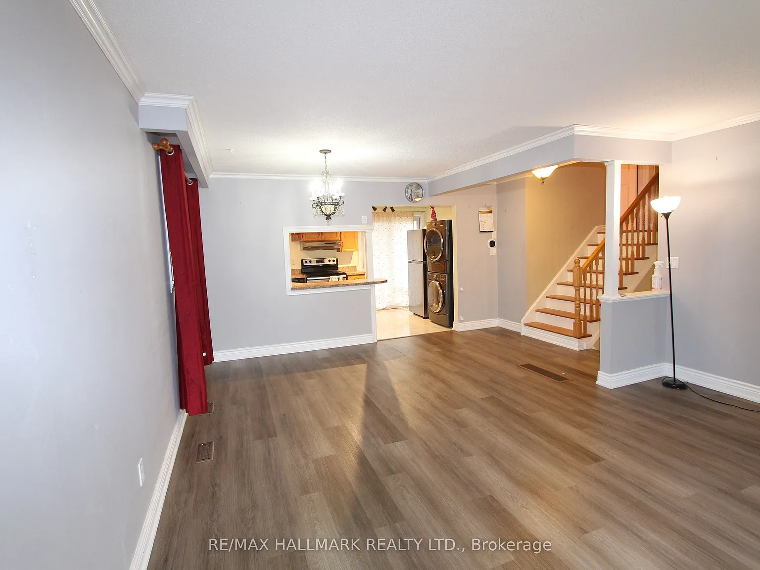 4 bed, $2,450 — Photo 4