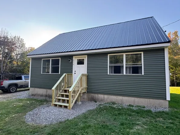 214 Mills Rd, Whitefield, ME 04353
