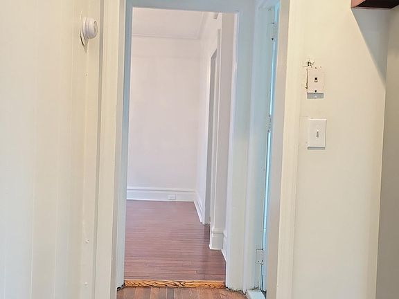 2nd image of 2131 Quimby Ave Floor 1