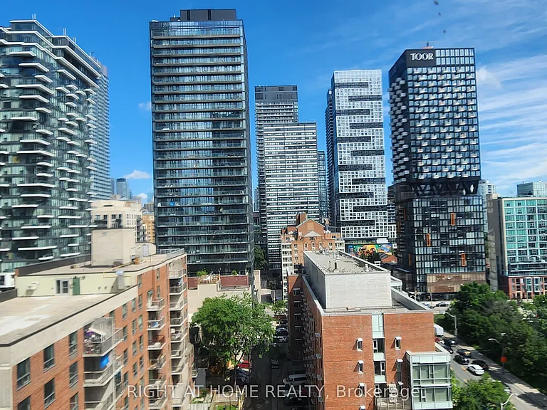 100 Queen St E #1503 — Photo 21