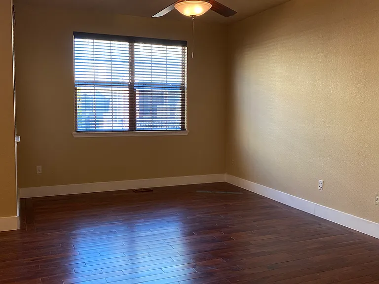 9113 Kornbrust Cir — Photo 12