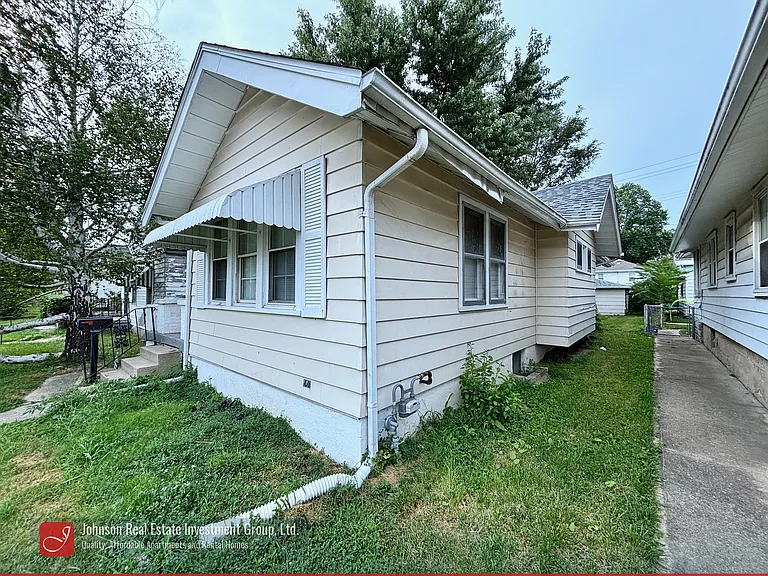1815 Suman Ave — Photo 17
