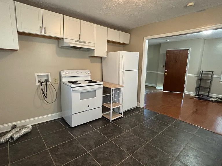 4937 Walnut Dr — Photo 12
