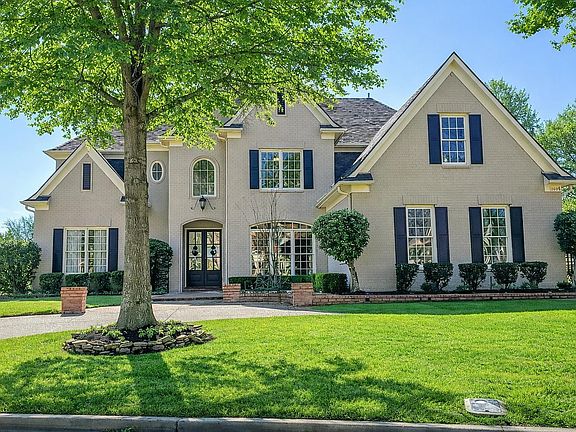 2nd image of 10107 Avent Ridge Dr