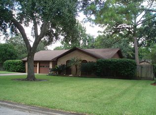 122 E Larkspur Dr, Alvin, TX 77511
