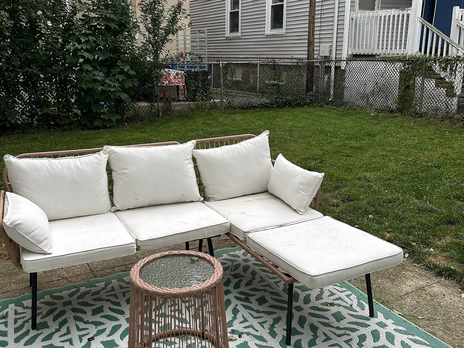 2 bed, 1042 sqft, $3,000 — Photo 2