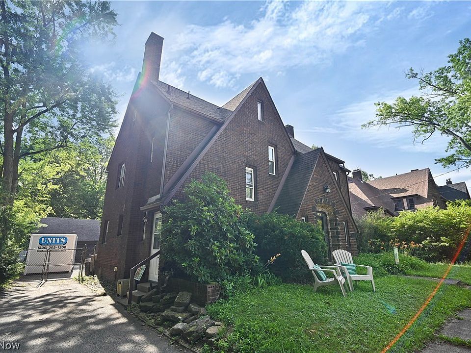 1st image of 2367 Selma Ave