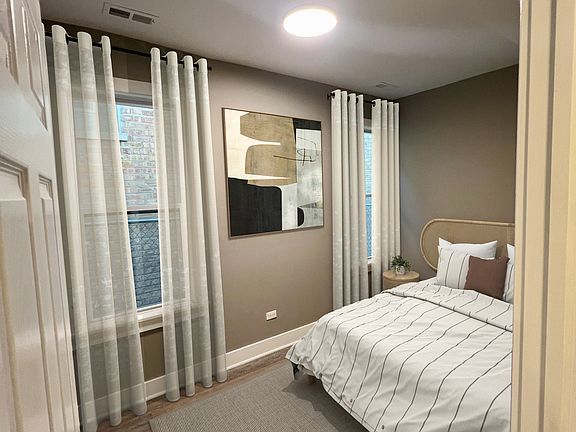 5th image of 4022 N Kimball Ave Unit 1