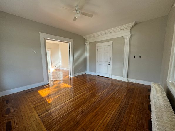 82 Oakdale Ave APT 5