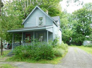 39 Elm St, Bangor, ME 04401