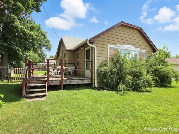 42517 N Poplar St, Antioch, IL 60002