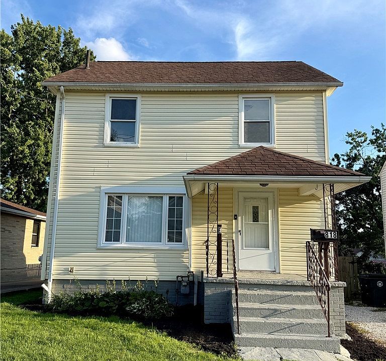 1st image of 818 Saxon Ave