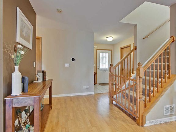 3rd image of 2277 N Arapahoe Trl