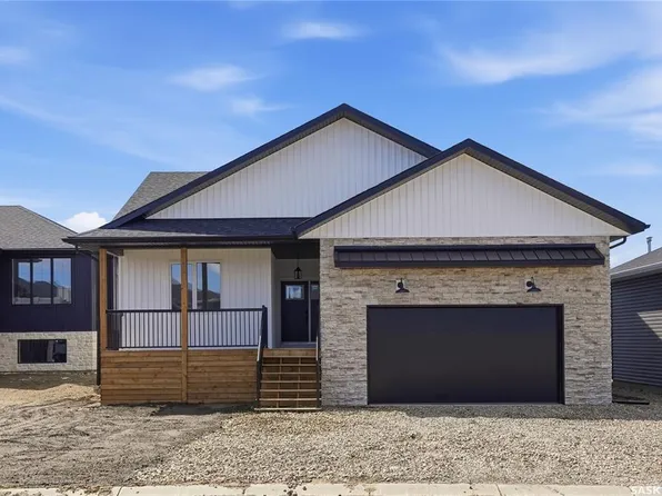 3 Walker WAY, Clavet, SK S0K 0Y0