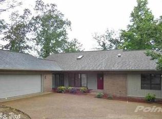 8 Sabiote Ln, Hot Springs Village, AR 71909
