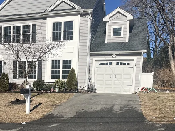 45 Endicott St #45, Canton, MA 02021