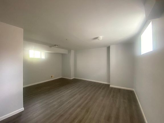 4th image of 52 Avon Pl #1
