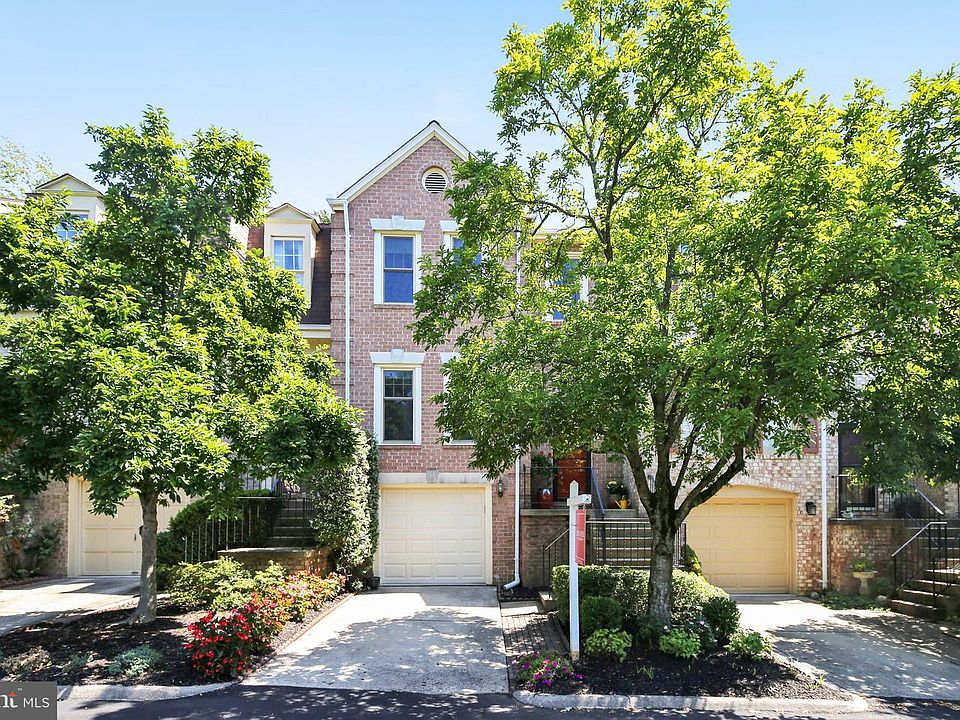 1st image of 3007 Oakton Meadows Ct