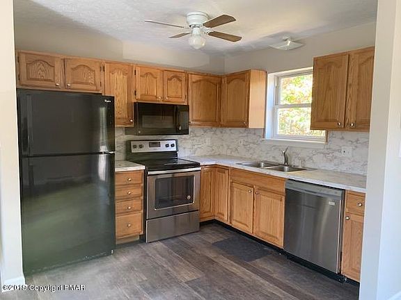 3rd image of 1642 Clover Rd