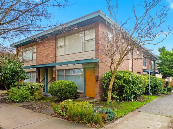 4912 Evanston Avenue N, Seattle, WA 98103
