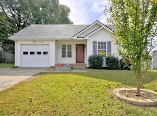 2690 Elkmont Dr, Clarksville, TN 37040