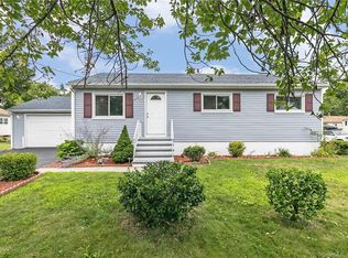 575 Woodend Rd, Stratford, CT 06615