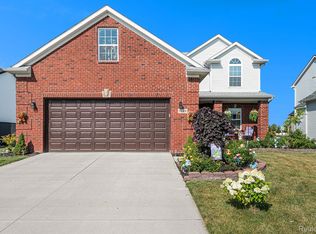 5089 Wilshire Dr, Dundee, MI 48131